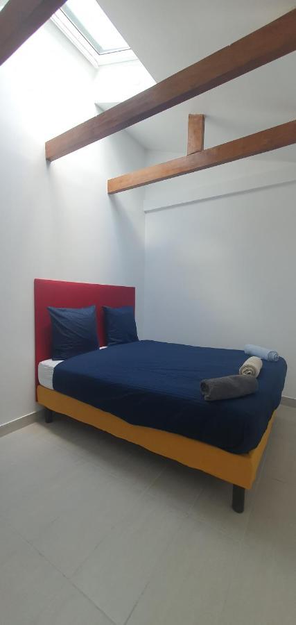 Le 23 Aparthotel Colombes  Exterior photo